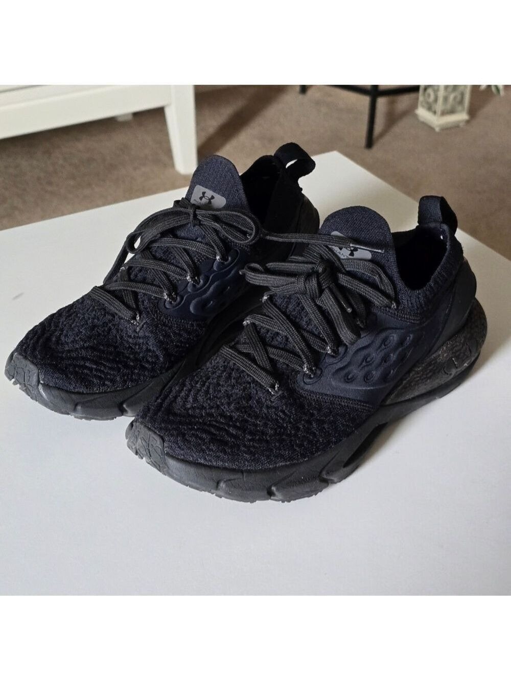 Under Armour phantom running sneakers size 6.5